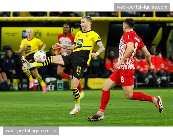 即时：多特蒙德半场0-2落后斯图加特，欧战前景蒙上阴影